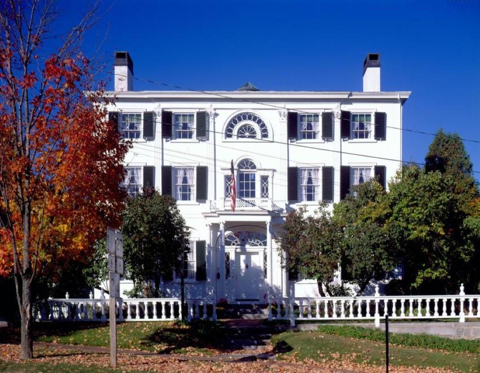 Explore Historic Charm at Nickels-Sortwell House