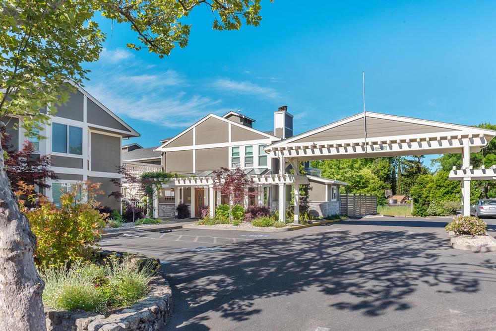 Escape to Rustic Chic at UpValley Inn and Hot Springs