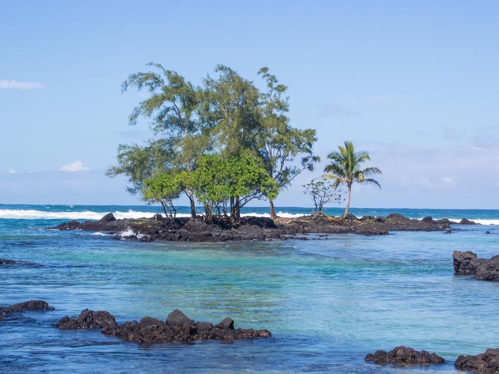 Carlsmith Beach Park - 10-minute drive from Hilo