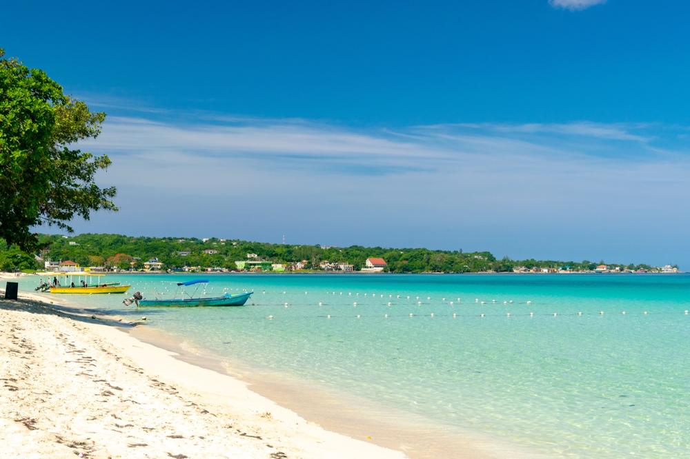 Seven Mile Beach - 90 minutes from the airport