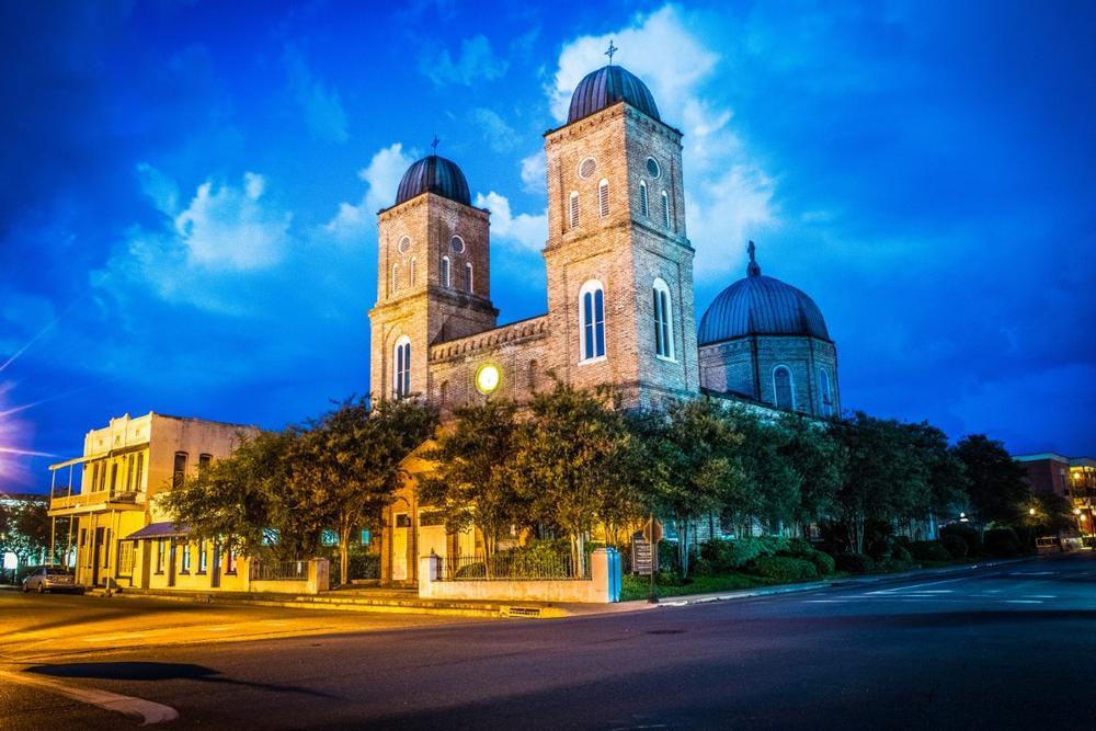 Find Serenity and Splendor at The Minor Basilica of the Immaculate Conception