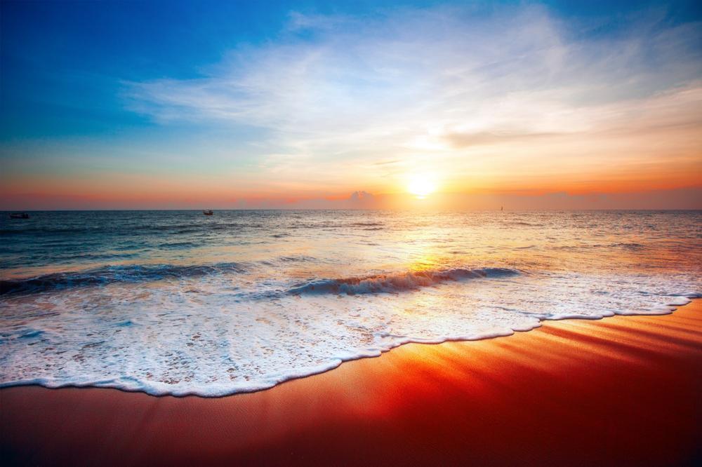 Baby Beach - a 15-minute walk through town