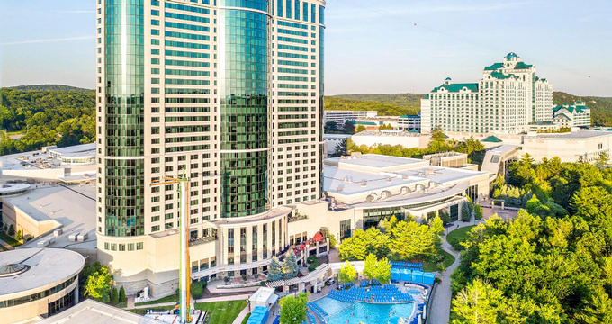 closest hotel to foxwoods casino ct