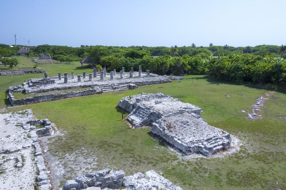 Explore Ancient Paths at El Rey Archaeological Zone