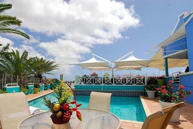 Curacao Hotels: Otrobanda Hotel and Casino