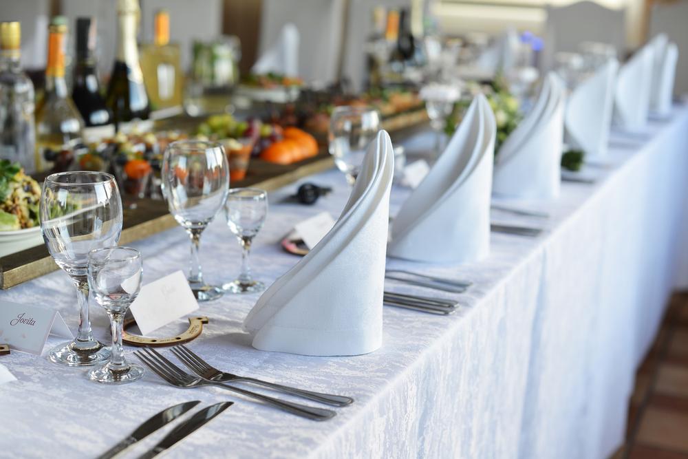 Enjoy intimate, waterfront weddings with historic charm and fine dining.