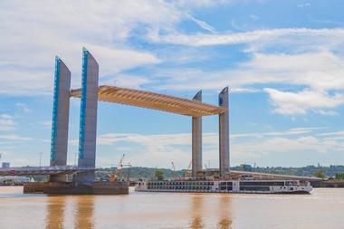 Pont Jacques Chaban-Delmas