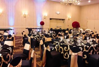 Detroit Wedding Venues: Hotel St. Regis