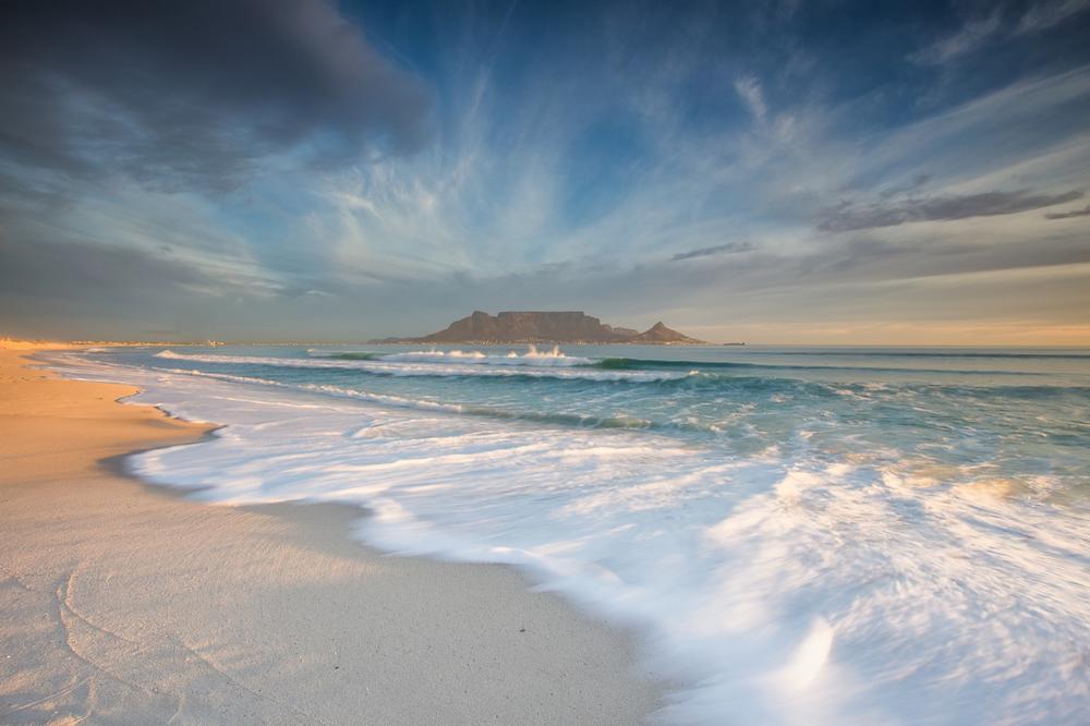 Bloubergstrand - 25 minute drive