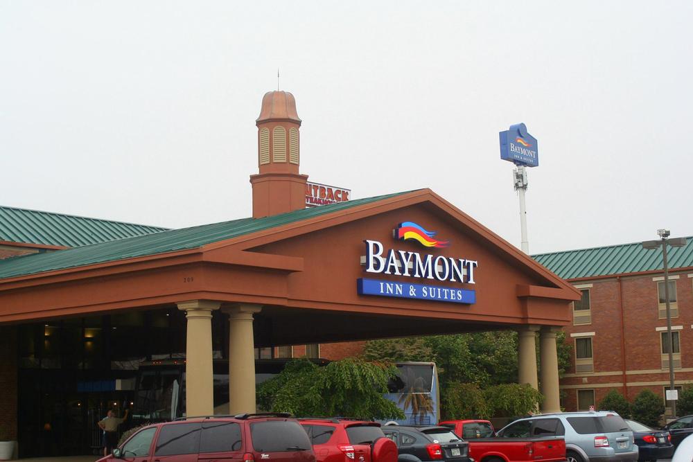 Go Budget-Smart at Baymont Inn & Suites Knoxville-Cedar Bluff