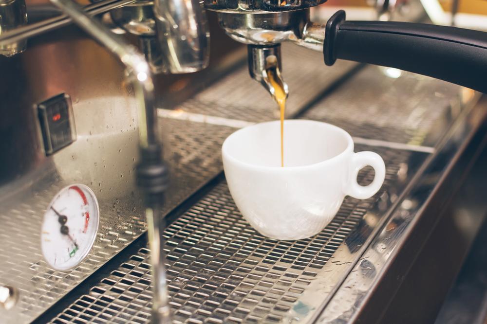 Enjoy breakfast favorites and admire retro vibes on a cheap morning trip.