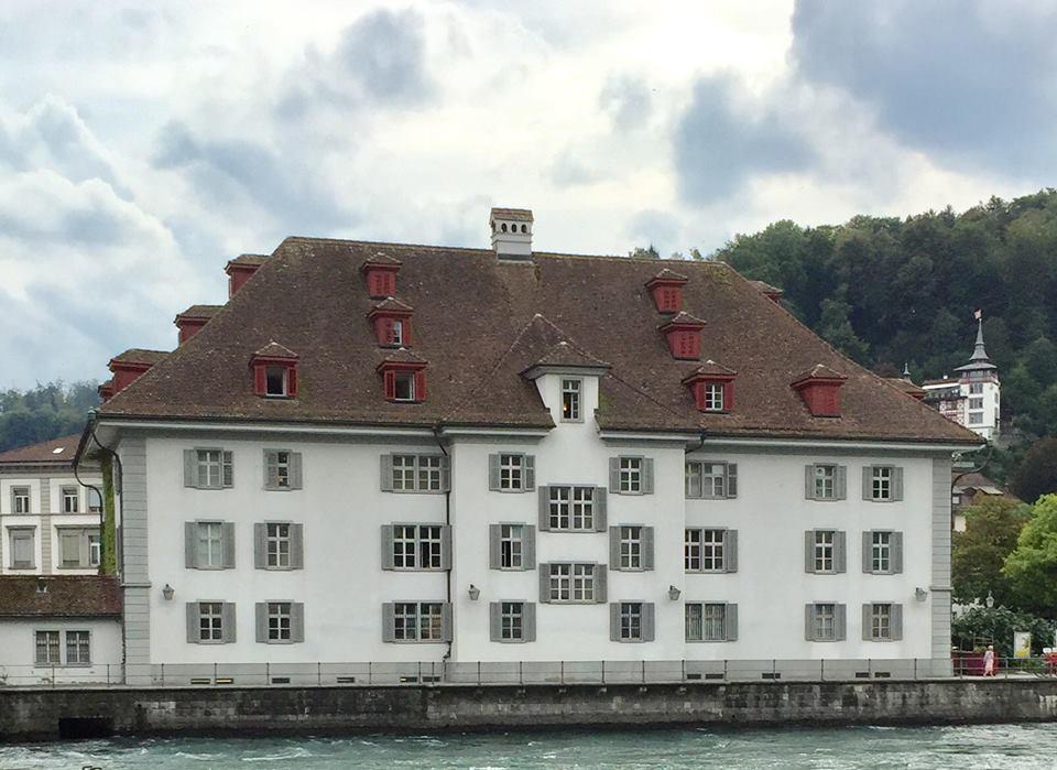 Discover Natural Wonders at Natur-Museum Luzern