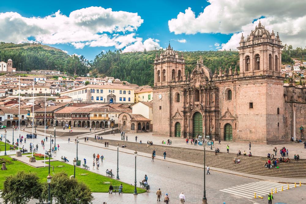 Marvel at Colonial Grandeur Inside Cusco Cathedral