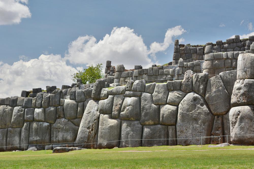 If You Want Inca Engineering and Epic Views, Visit Sacsayhuamán