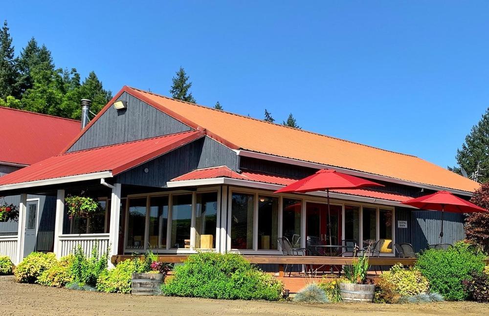 Savor Vineyard Views at Tualatin Estate Vineyards