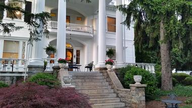 Albemarle Inn | Asheville Wedding Venues