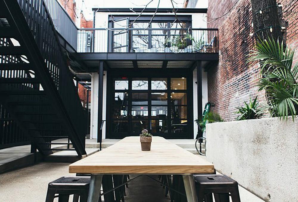 Discover Fresh Tastes and Brews at Marketto