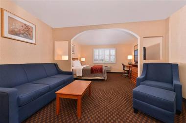 Rooms & Suites