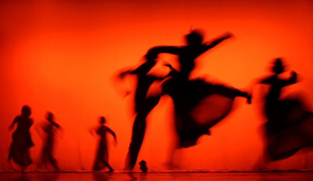 Watch live shows at the Wayne Dench Performing Arts Center