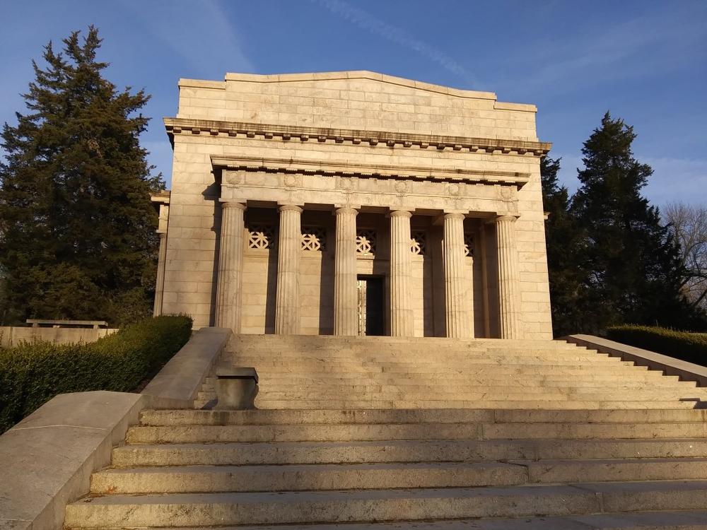 Step Into History at the Abraham Lincoln Birthplace National Historical Park