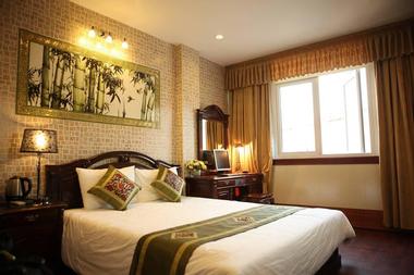 Prince II Hotel