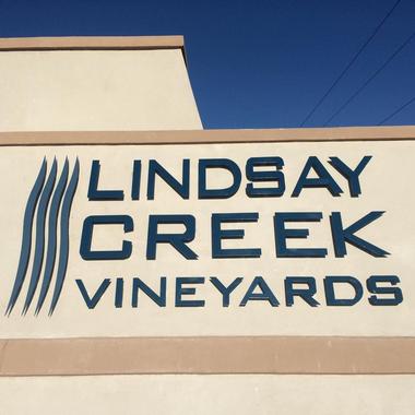 Lindsay Creek Vineyards