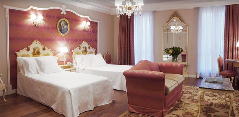 Soak in Spanish History at the Iconic Gran Hotel La Perla