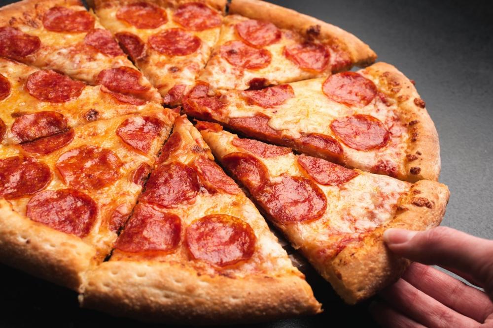 Satisfy Your Cravings at Pizza Villa and Restaurant