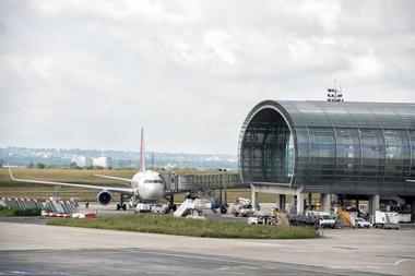 Paris Airport Code CDG (Charles de Gaulle Airport)