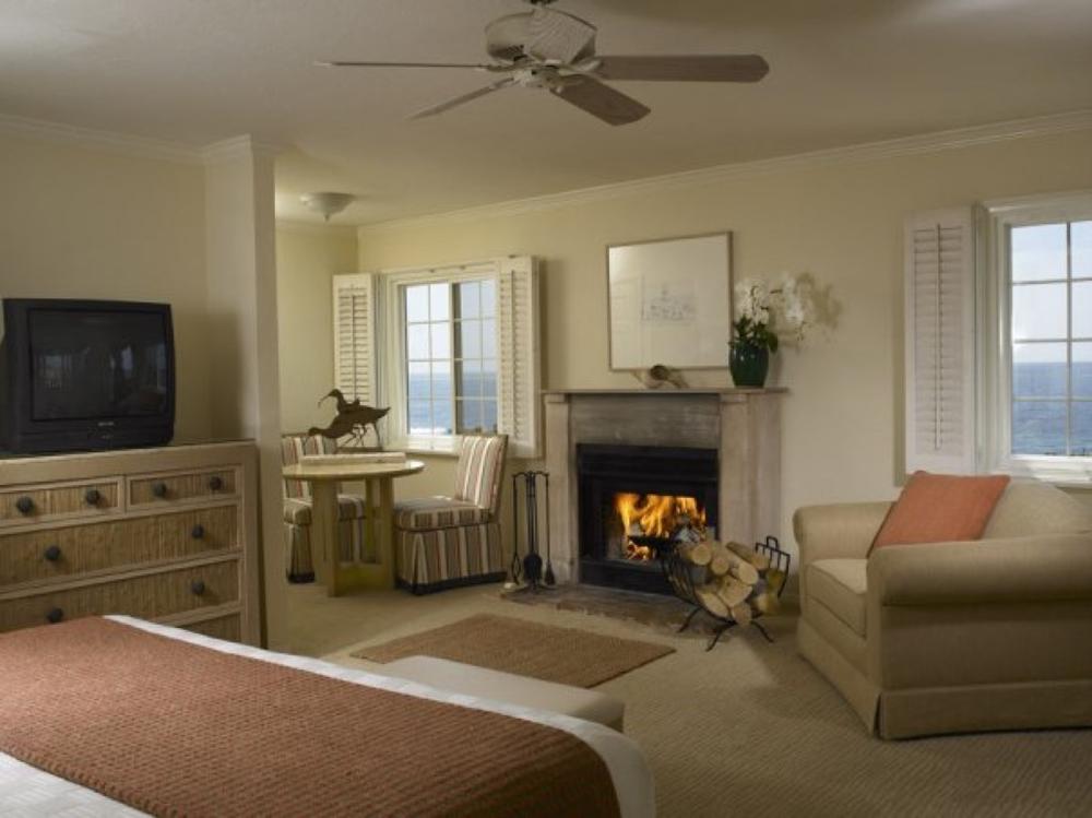 Stay Steps from the Surf at Scripps Inn