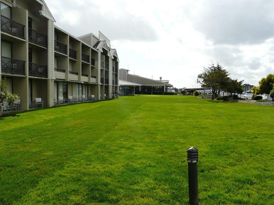 Book a Waterfront Retreat at DoubleTree by Hilton Berkeley Marina