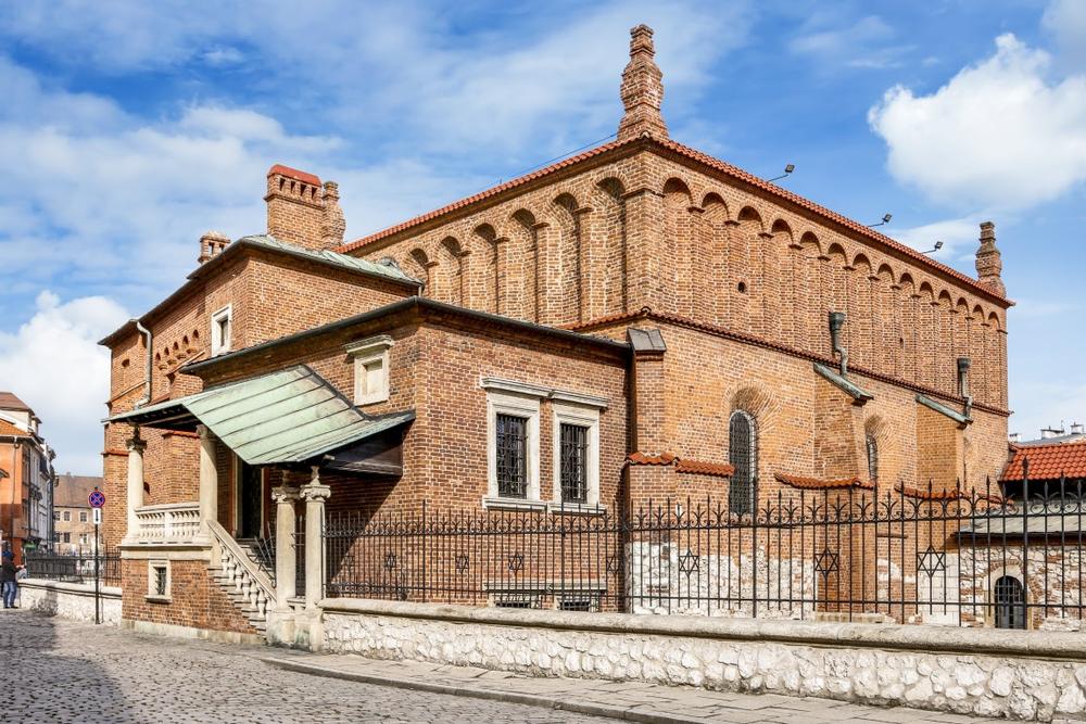 Explore Culture and Heritage in the Vibrant Jewish Quarter
