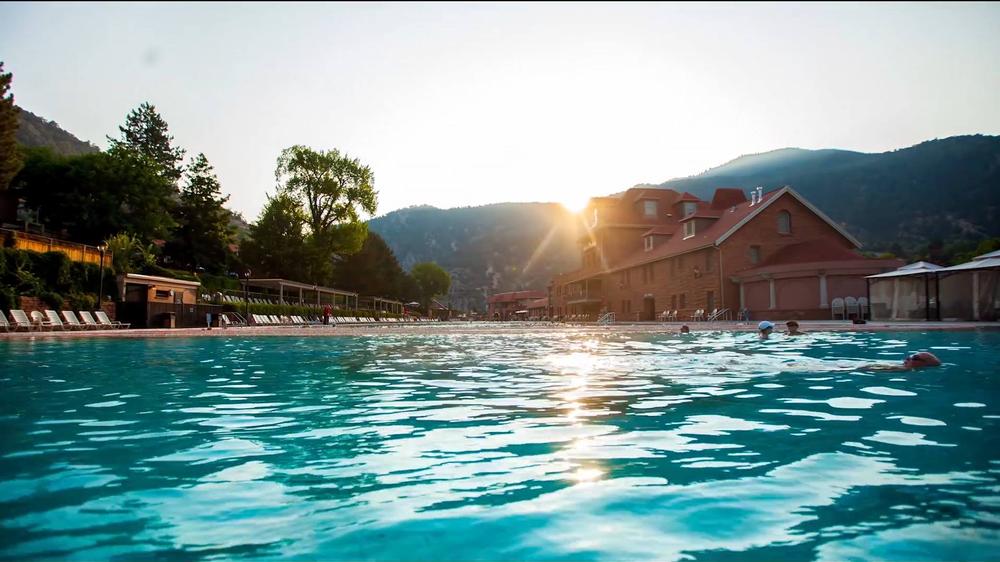 If Natural Hot Springs and Family Fun Refresh You, Dive Into Glenwood Springs Pool