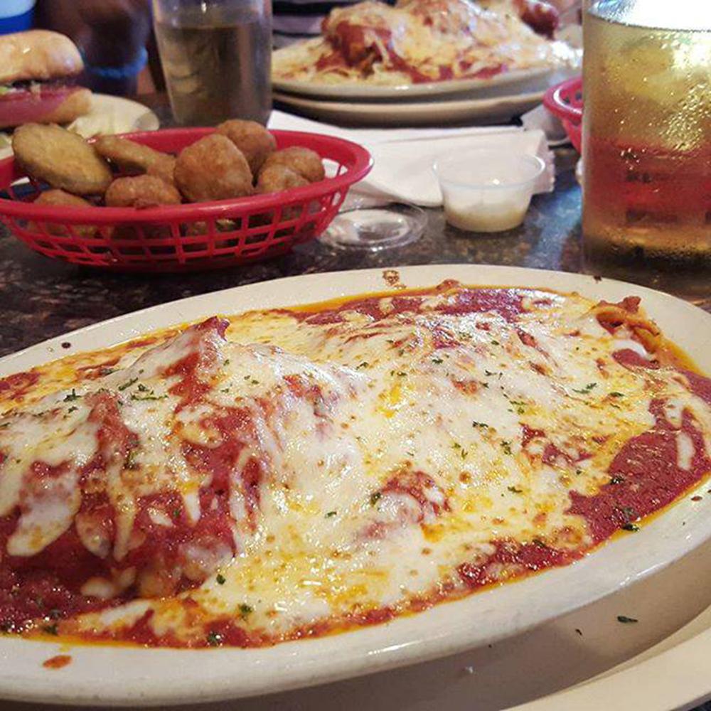 Savor Hearty Classics at Bianchi’s Italian