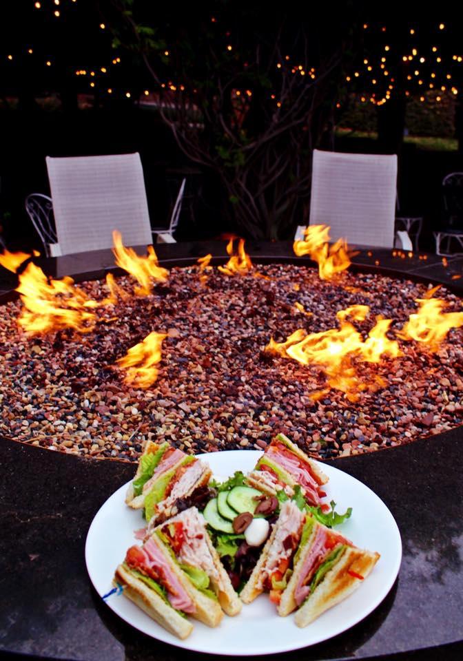 Dine in Style with Classic Italian Flavors at Bellini's Ristorante & Grill