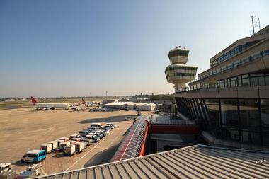 Statistics for Berlin Airport Code TXL