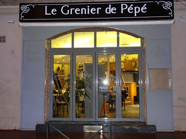 Le Grenier de Pepe - (Grandpa’s Attic)