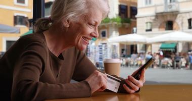 Using Credit Cards, US Dollars or Other Currencies in Italy