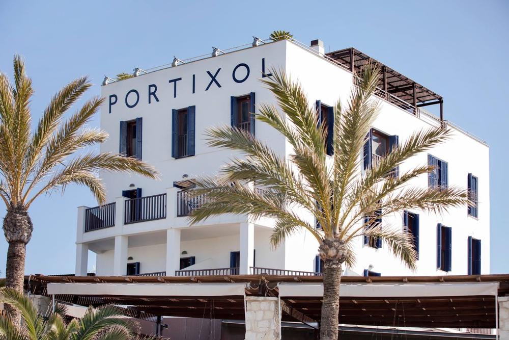 If You Love Seaside Chic and Fine Dining, Stay at Portixol Hotel and Restaurant