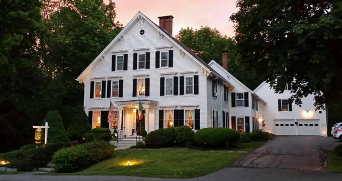 Weekend Getaways In Maine Maine Stay Inn Cottages