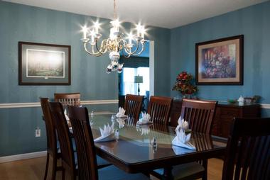 Dining & Amenities