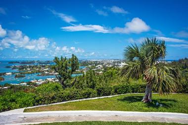 Bermuda Humidity and Sunshine in April