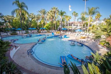 Rooms, Suites & Spa
