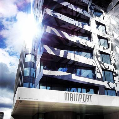 Mainport Hotel