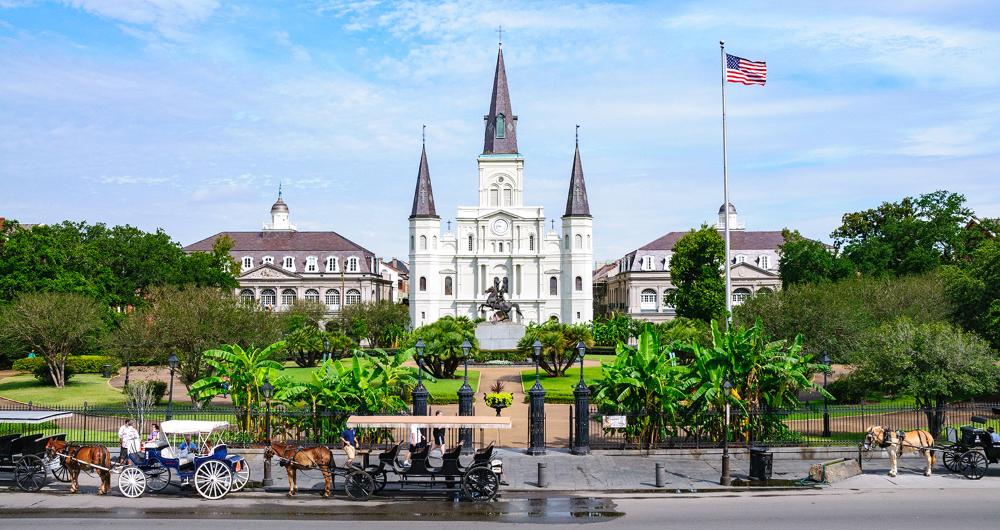 25 New Orleans Shopping and Malls