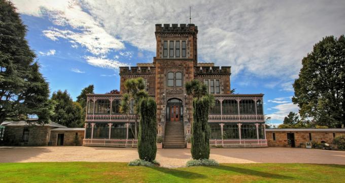  Larnach Castle