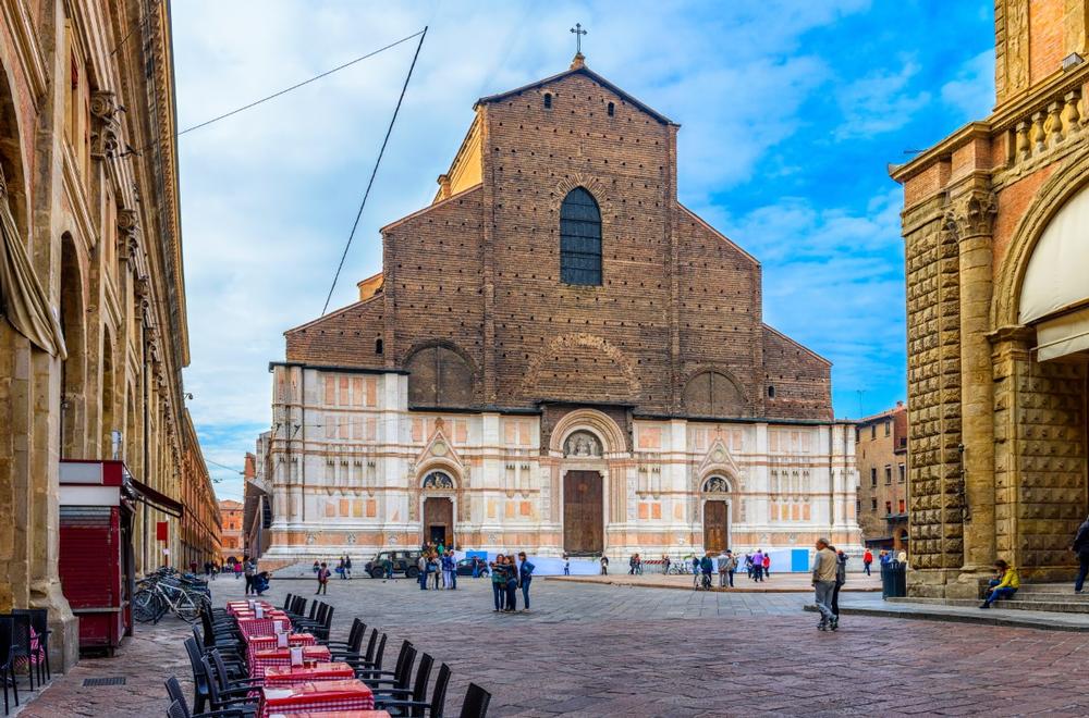 If You Love Gothic Marvels, Visit Saint Petronius Church