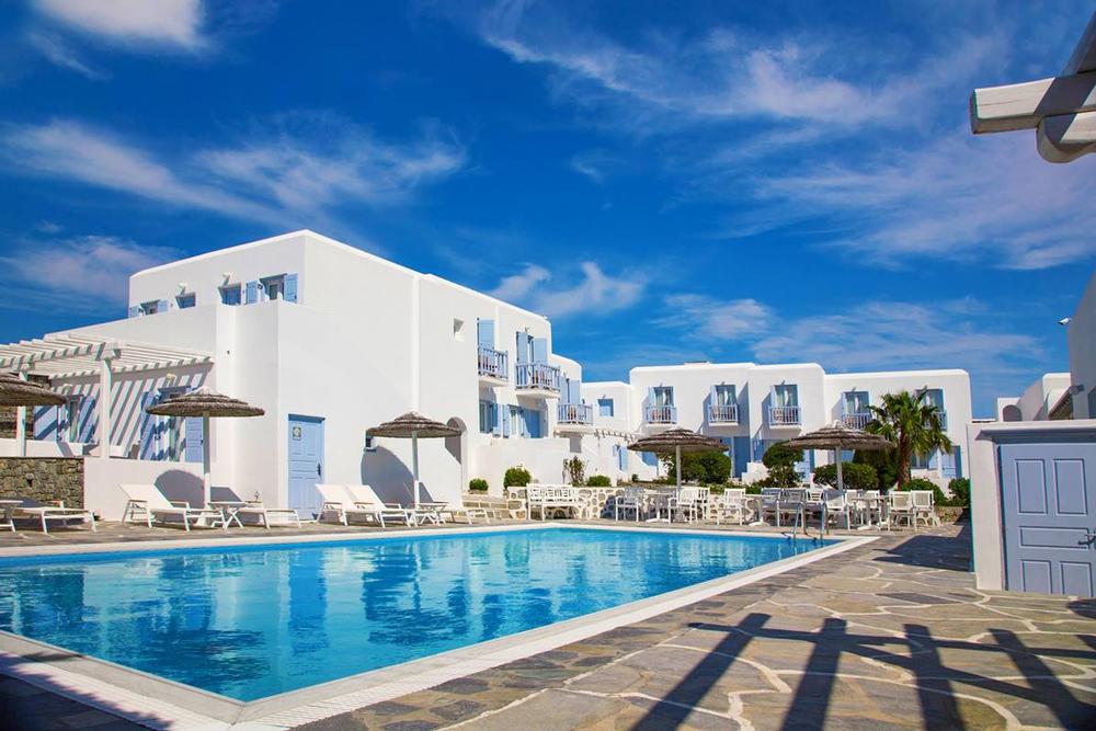 Feel the Warmth of Greek Hospitality at Aeolos Mykonos Hotel