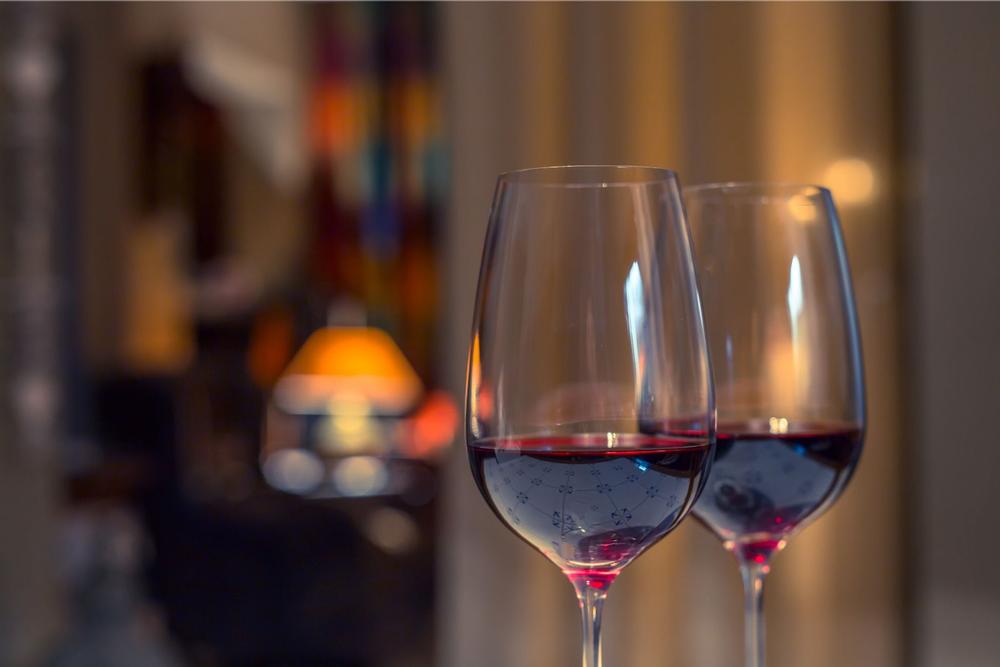 Craft Your Own at Four Leaves Winery