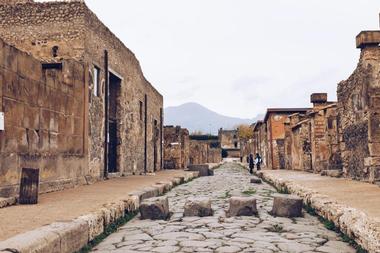 Getting To Pompeii From Rome By Bus